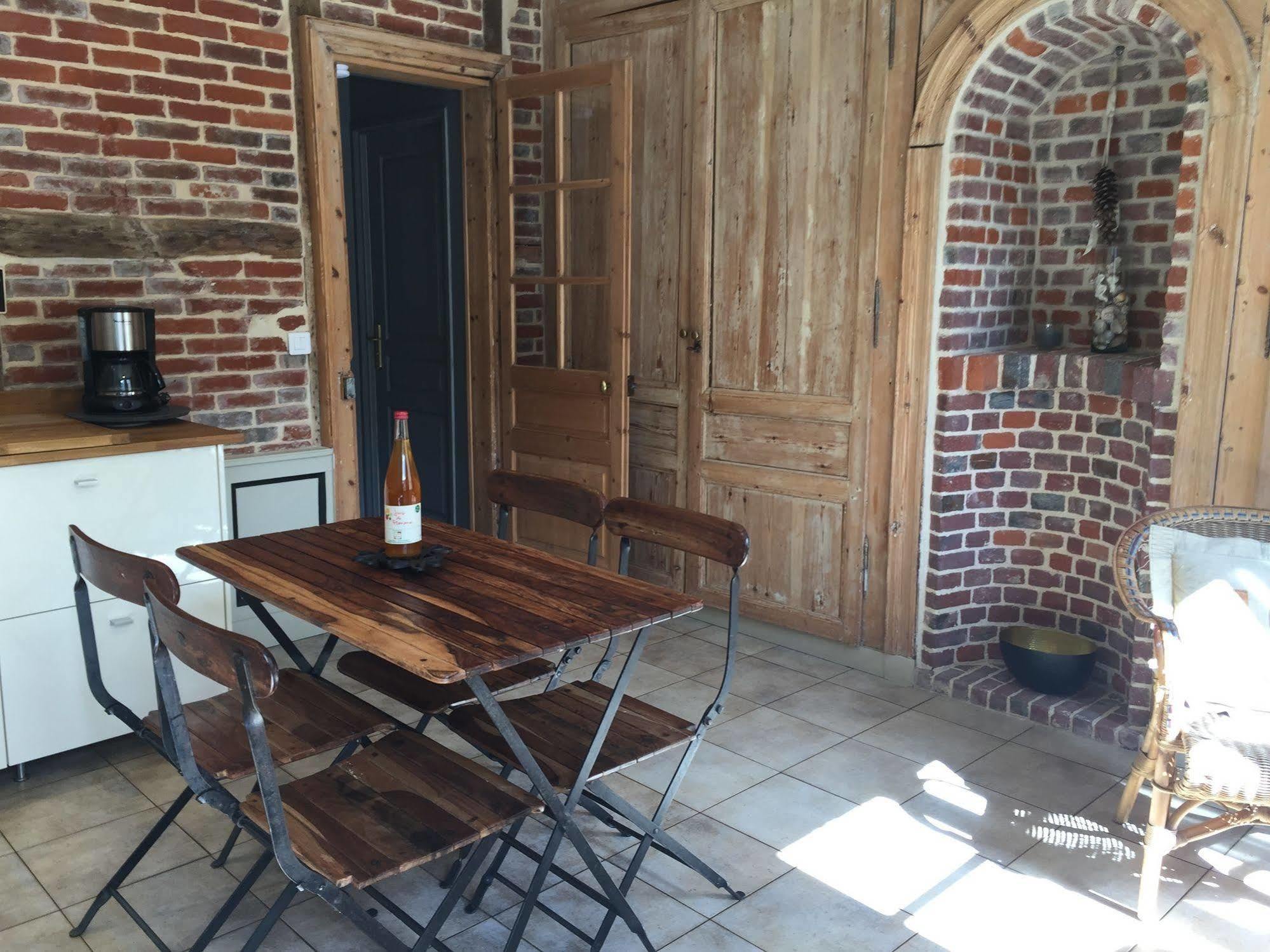 Appartements Du Clos Vorin Honfleur Eksteriør billede